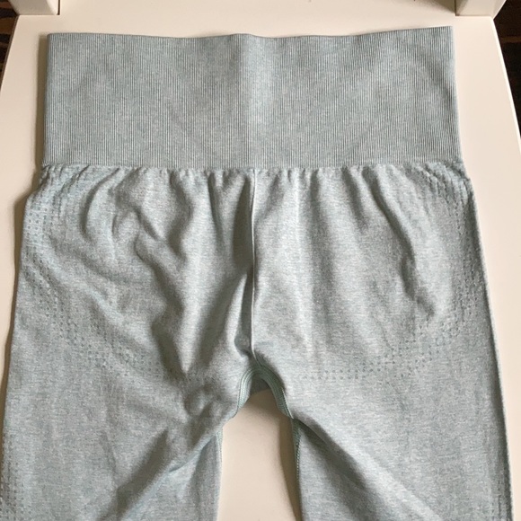 EUC Gymshark Vital Seamless Leggings Bra Set Size XS Light Green Marl Matching - Picture 6 of 16